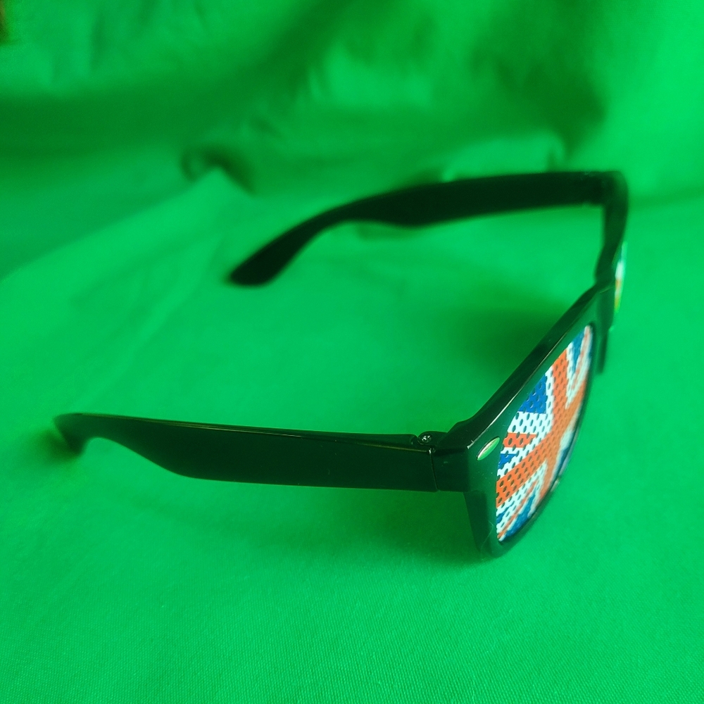UNISEX ENGLAND SOCCER FAN SUNGLASSES NEW - Picture 7 of 7